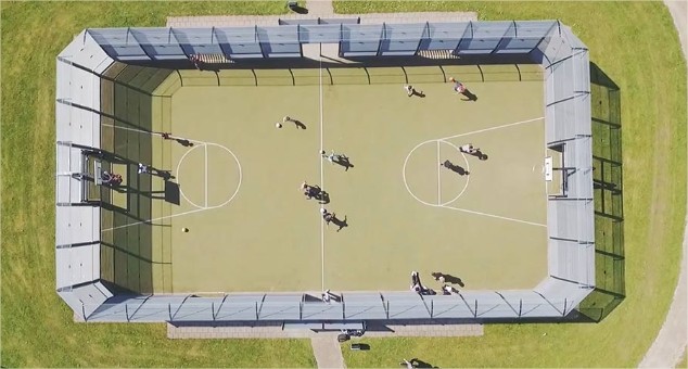 Omnistadium - Terrain multisports design, sur mesure et insonorisé - Playgones - Multi-sports : Football, Basketball, Tennis, Handball, Badminton_2