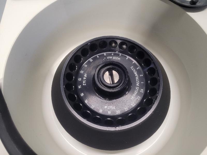 BIOFUGE 15 Centrifugeuse universelle à grande vitesse HERAEUS avec rotor 3754_2
