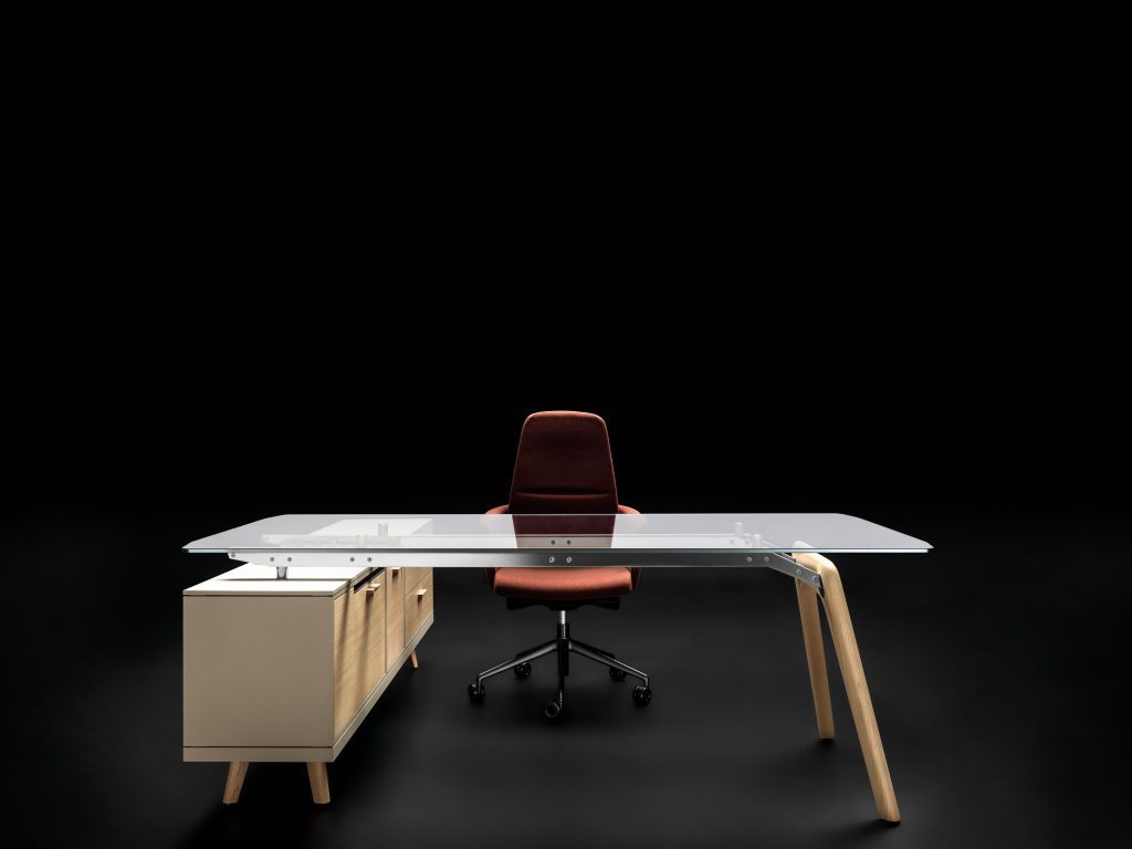 Bureau de direction moderne et ergonomique avec finitions premium_2