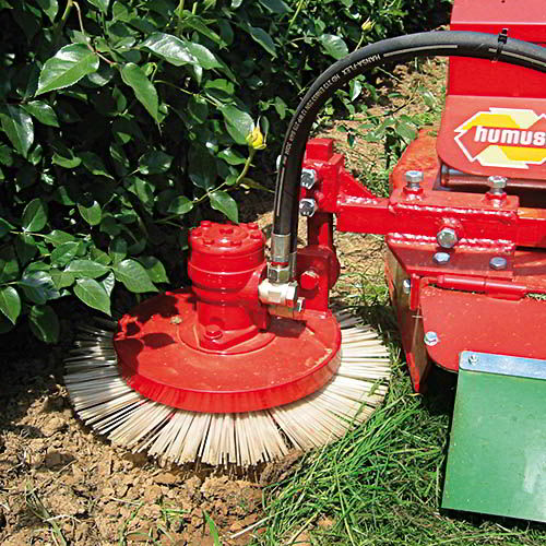 Équipement INTERPLANET avec têtes de fauchage pour cultures spécialisées