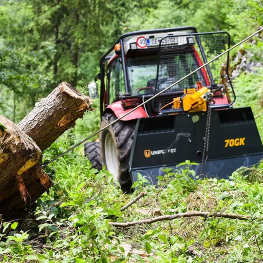 Treuil forestier 70 GK Uniforest - 6.8 tonnes de traction constante pour débardage intense_2