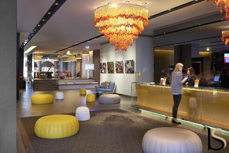 Grand pouf design Gelée - Slide - Blanc_2