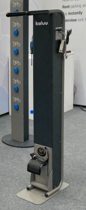 Station de réparation, de gonflage et de recharge électrique pour vélo_0