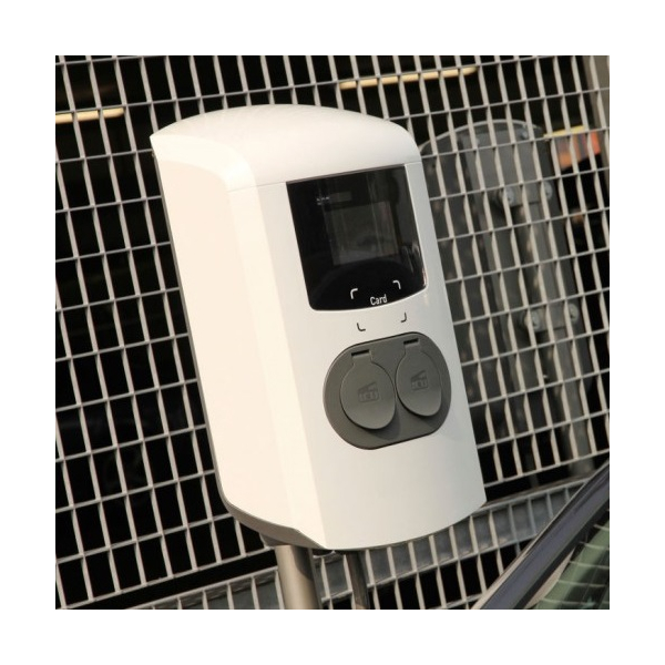 Borne de recharge double Pro Line en copropriété - Type 2S - 2 x 22kW - 10-32A réglable - 4G UMTS RFID MID - réf. 904461206 - Alfen_2