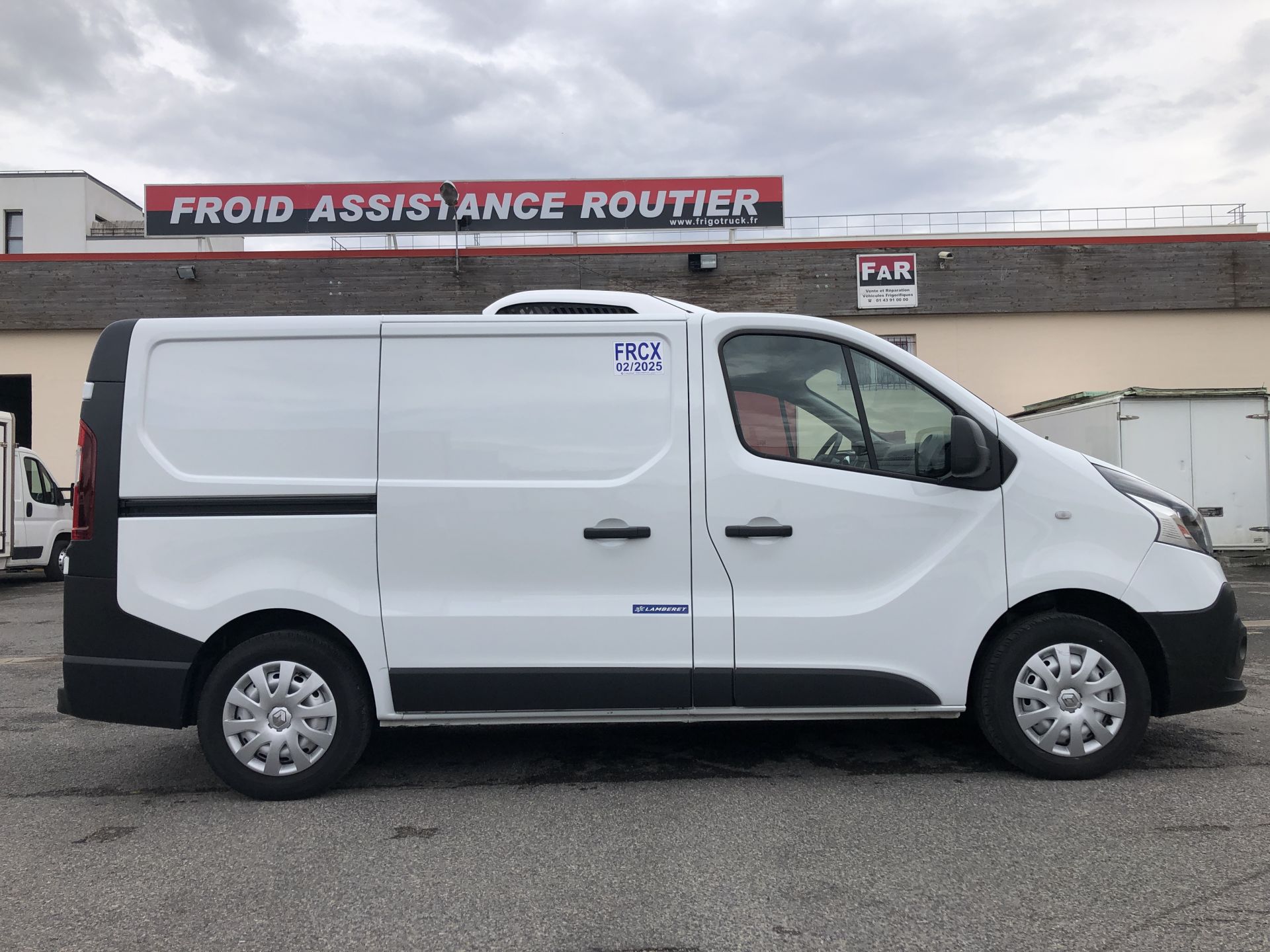 Renault trafic l1 h1 1200 kg 1.6 dci 120 cv e6 confort + climatisation + frigori_2