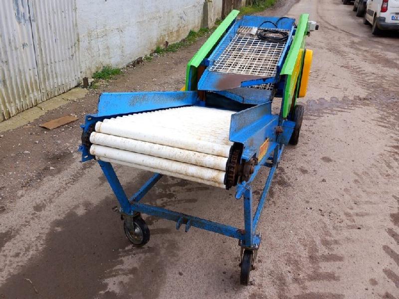 Trieur alimentaire d'occasion - Krukowiak Mini Gawron - Calibreur avec table à rouleaux et 3 grilles_2
