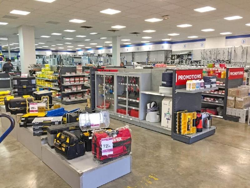 Vitrines idéal phytosanitaire - structure en acier avec portes en verre clair 6mm et serrure à clé_2