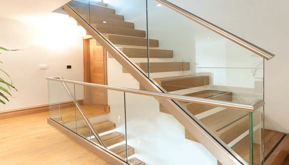 Garde-corps verre - D500 - Balustrade extérieure en verre feuilleté trempé securit - Pose à l'anglaise_2