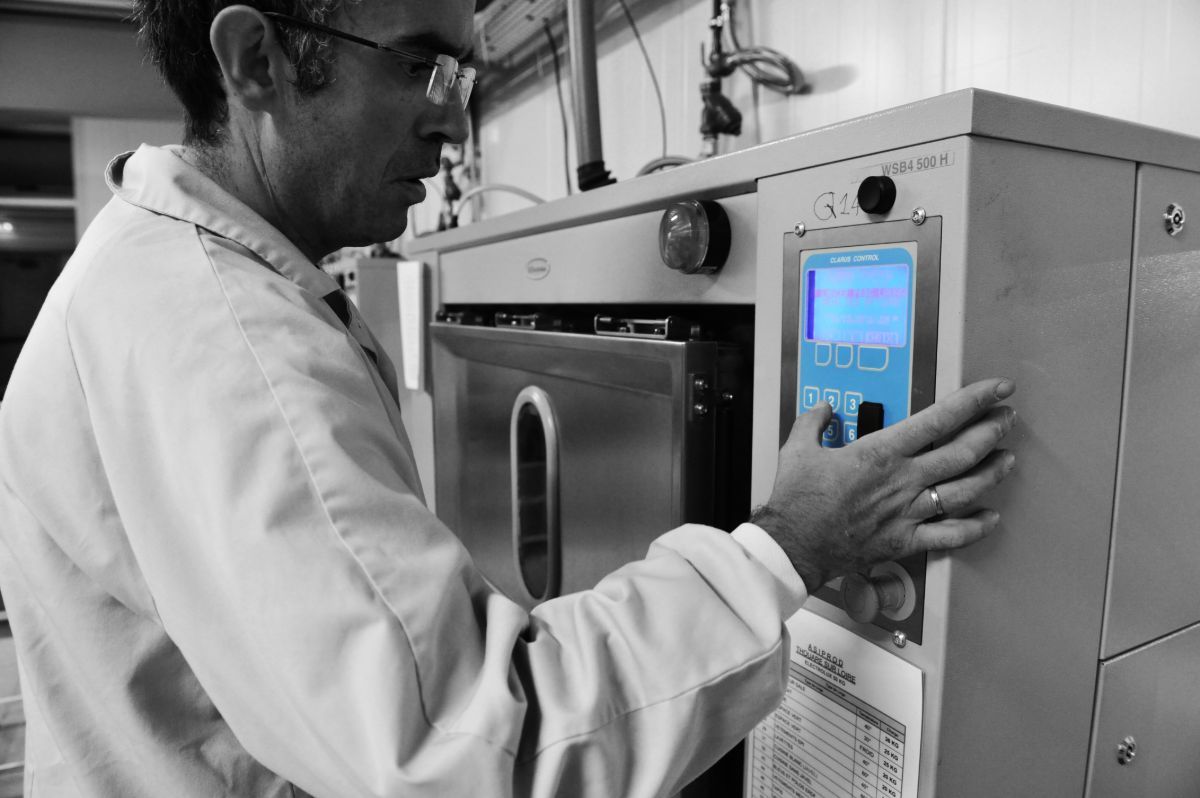 Laveuses essoreuses barrières - ASI Prod - Réduction d'eau, produits lessiviels et énergies avec Clarus Control_2