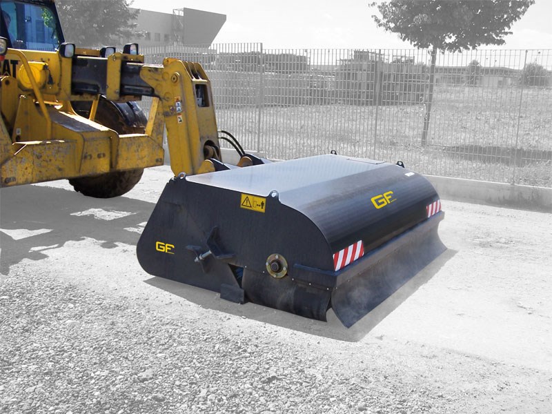 Balayeuse à godet collecteur pour chargeuse/tractopelle/téléscopique - spr - g.F. Gordini srl_2