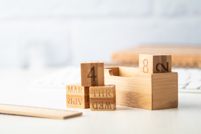 Calendrier perpétuel en bambou - 4 dés avec support - Couleur naturelle_2