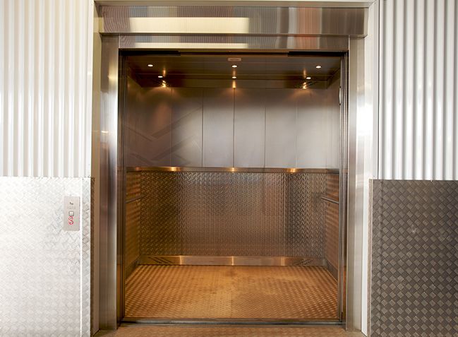 Monte-charge MP GO! Mega - Ascenseur Gearless - Charge jusqu'à 6500 kg - Capacité jusqu'à 86 personnes_2