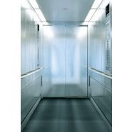 Élévateur avec ouverture de porte d'au moins 1100 mm