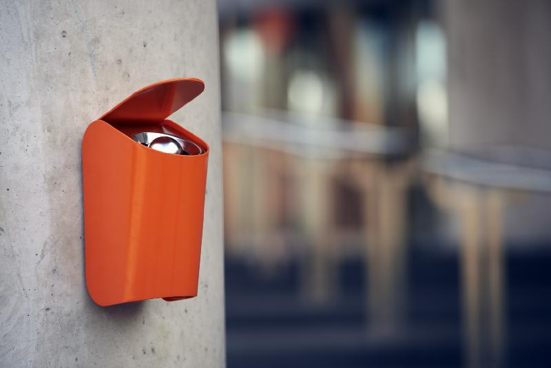 Cendrier sur pied Gastro réf-8012733 - Hags - Temps de montage 1h - Dimensions 180x120x300mm_2