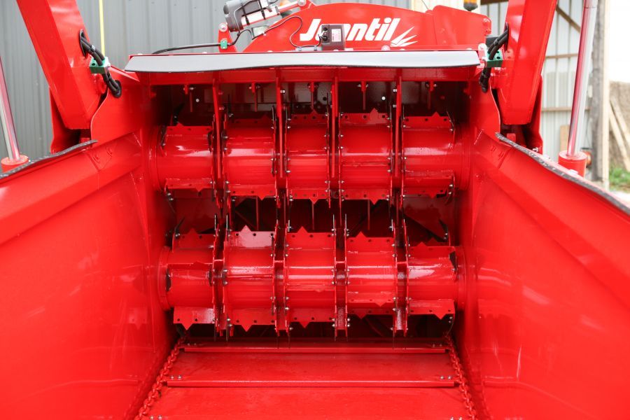 Pailleuse agricole PR 6000 SD - Jeantil - Pour bottes rondes ou cubiques avec 2 démêleurs et trémie 450 L_2
