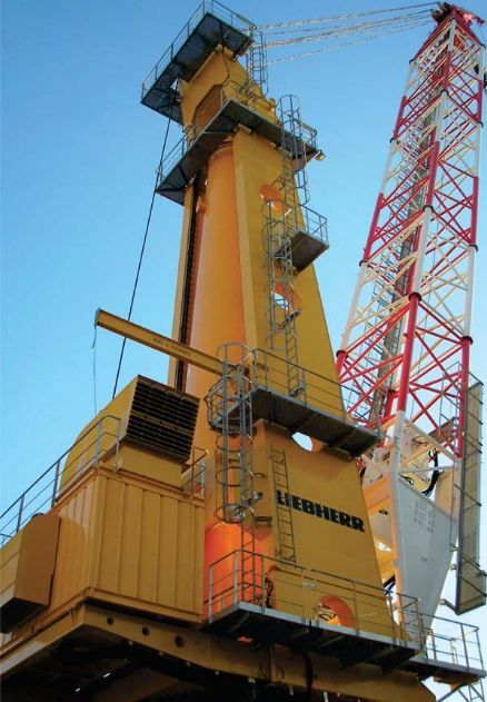 MTC 1900 - grue portuaire offshore Liebherr - capacité de levage max 75t - portée max 60m_2