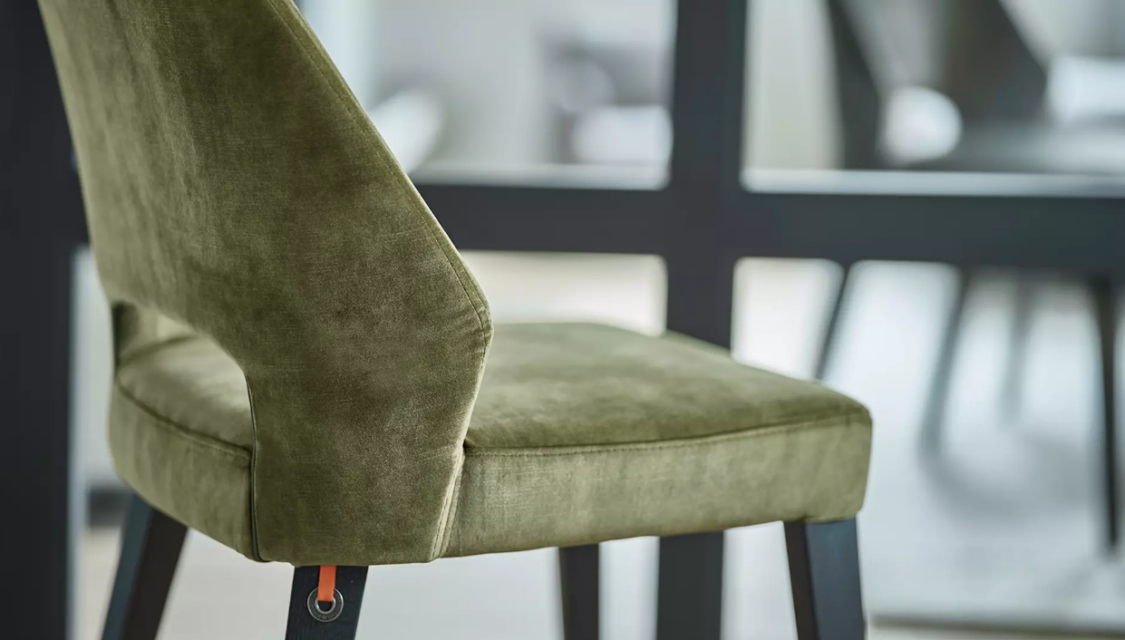 Fauteuil d'accueil confortable et élégant pour espaces professionnels_2