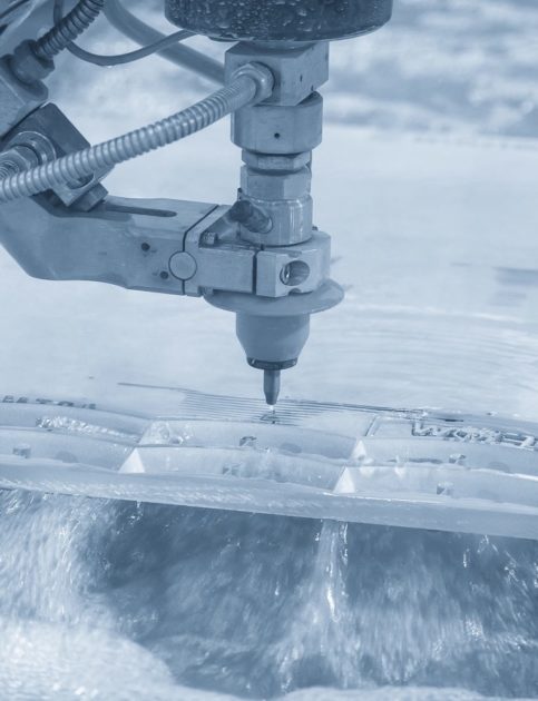 Groupe TMA - Sous-traitance industrielle de découpe jet d'eau polyvalente : métal, matériaux divers, haute précision_2