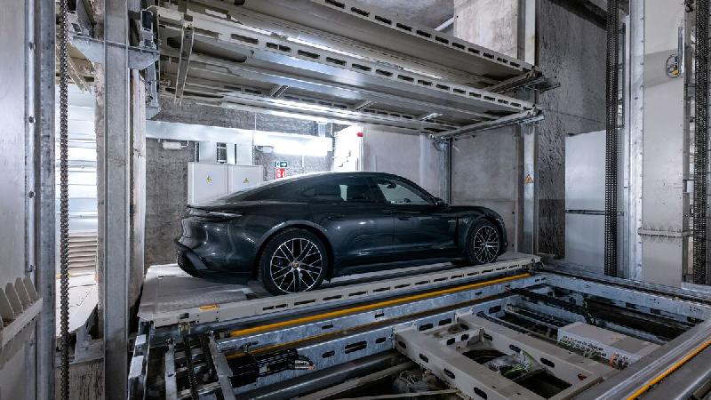 Système de parking automatique pour 10 à plus de 100 voitures - Multiparker 740_2