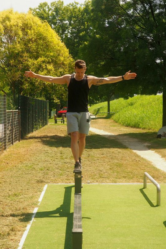 Poutre d'équilibre - Proludic - 4,70 m de largeur - JPS14-M - Parcours Santé Métal - dès 6 ans_2