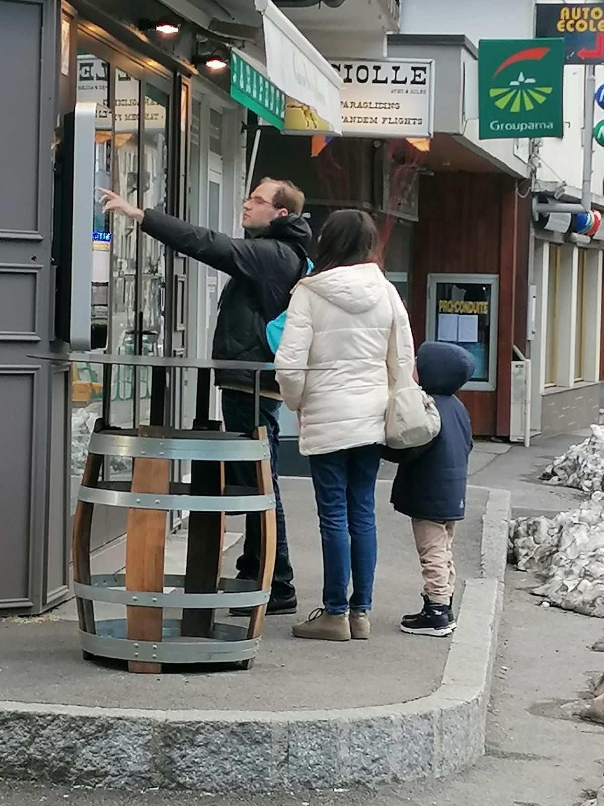 Écran Spécial extérieur (option Tactile) - norme IP65 - Verre anti vandalisme_2