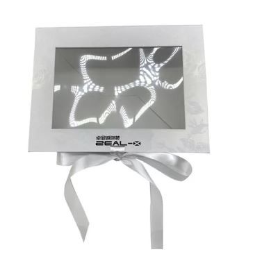 Boîte cadeau pliable avec fenêtre PVC gravée en relief - estampillage chaud - fermeture ruban - 20*15*6 cm_2