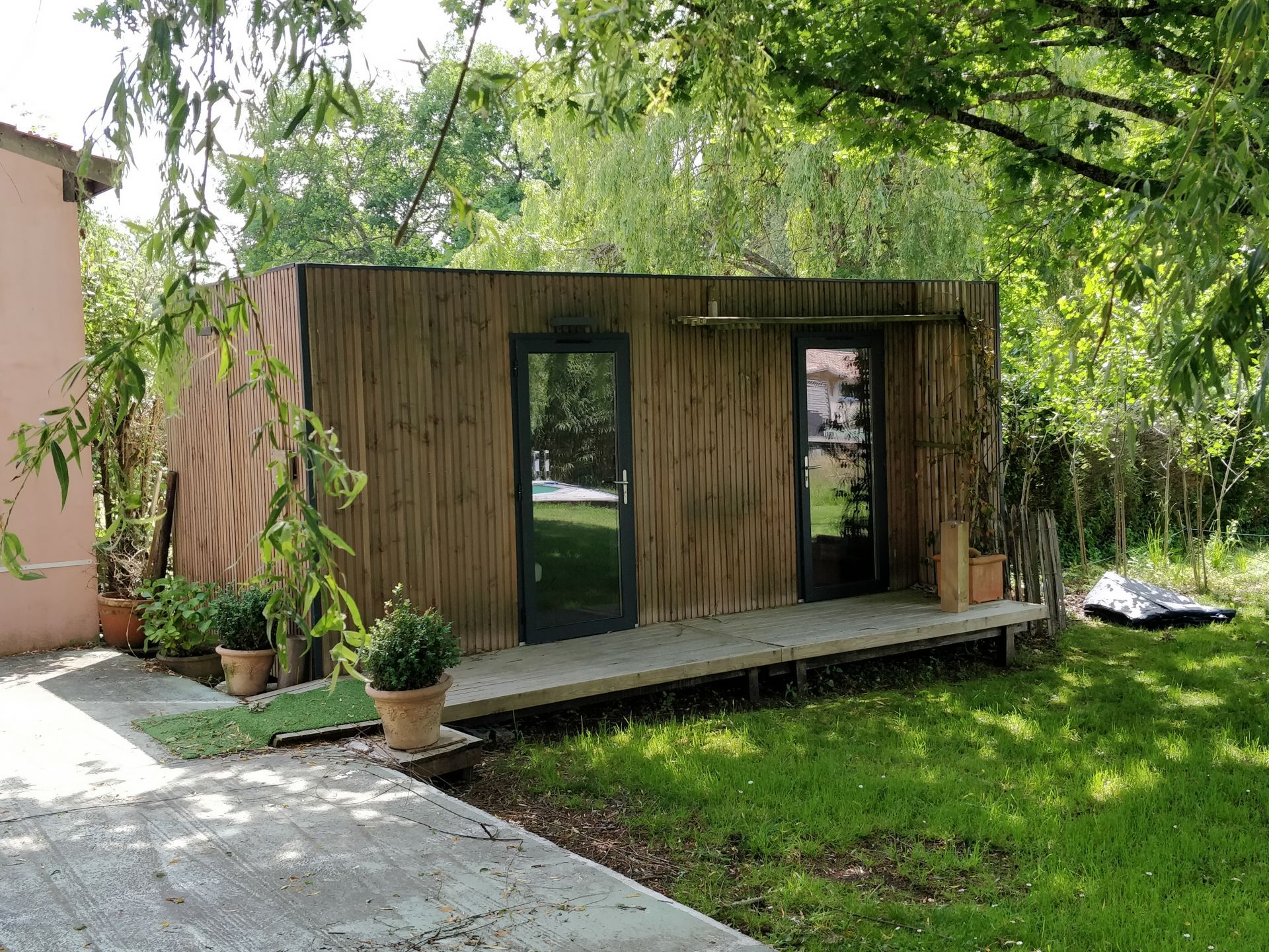 Studio de jardin à usage multiple - espace personnalisable avec salle d'eau et chambre/salon - éco-responsable et 100% recyclable_0
