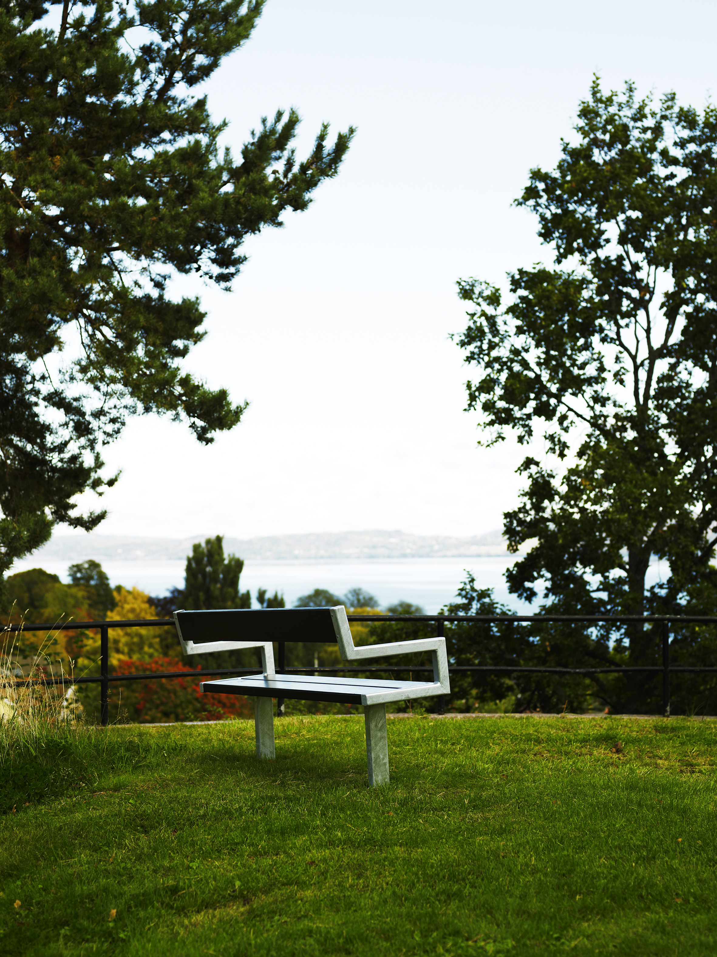 Banc public Pixbo réf 8037086 - Hags - Avec accoudoir - Noir/Galvanisé - Free Standing_2