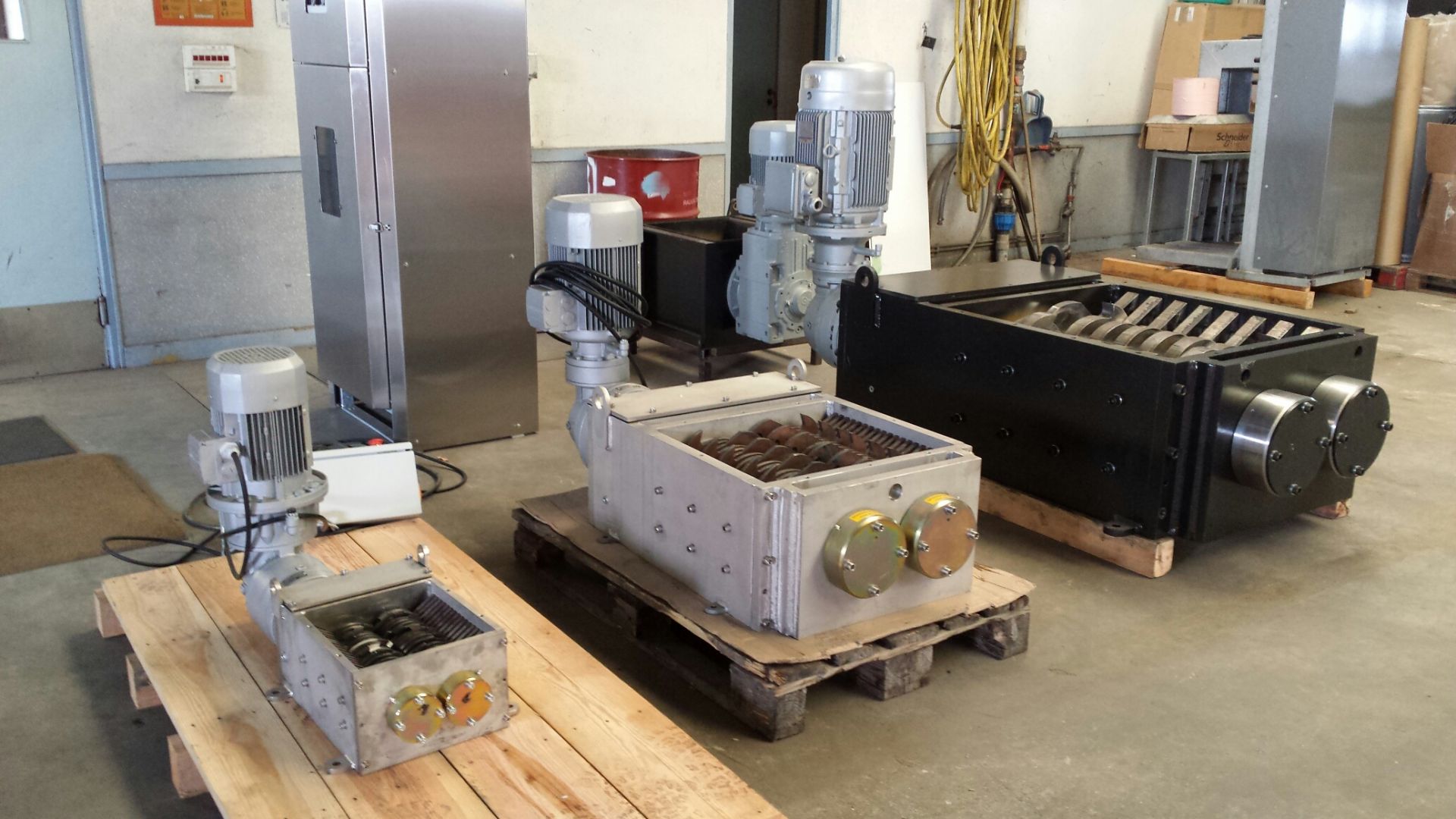 Broyeur de déchets multi-usages BDR 220 0 370 - pneus, fûts métalliques et plastiques, papiers, ordures_2