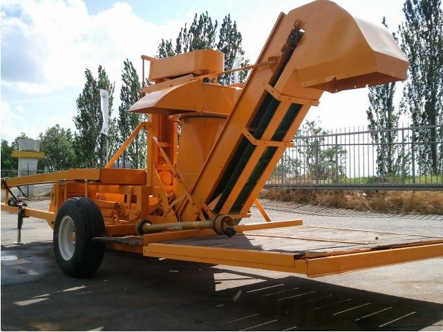 Récolteuse Oxbo BH100 - Sweere - largeur hors tout 2,06 m - haricots verts et blancs - récolte mécanique mono-rang_2