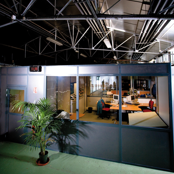 Cloison amovible et modulable pour la  création des espaces de travail et des bureaux_2