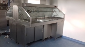 Table de macroscopie en acier inoxydable avec ventilation frontale et options de sécurité - TECHPATH_2