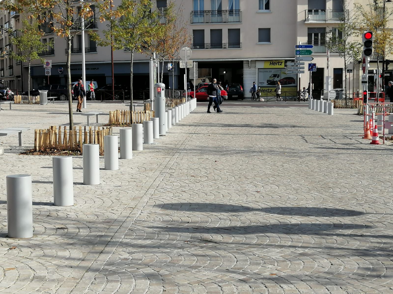 Borne fixe - hauteur 600 mm Ø250 mm - F25-60_2