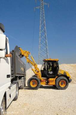 Chargeuses VF10.63 Venieri - Moteur Perkins, Puissance maximale 87 kW - Godet 1,7 à 2,5 m3_2