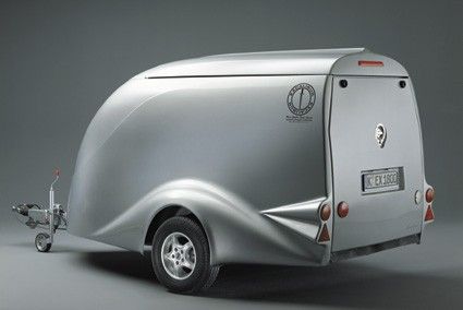 Fourgon remorque avec essieu AL-KO freiné de 1300 kg