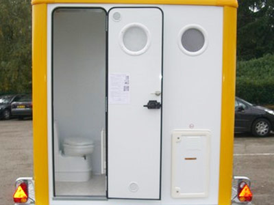 Roulotte amenagee cuisine & wc_2