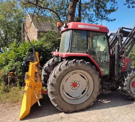 Treuil Uniforest 85hpro avec grille de protection rabattable