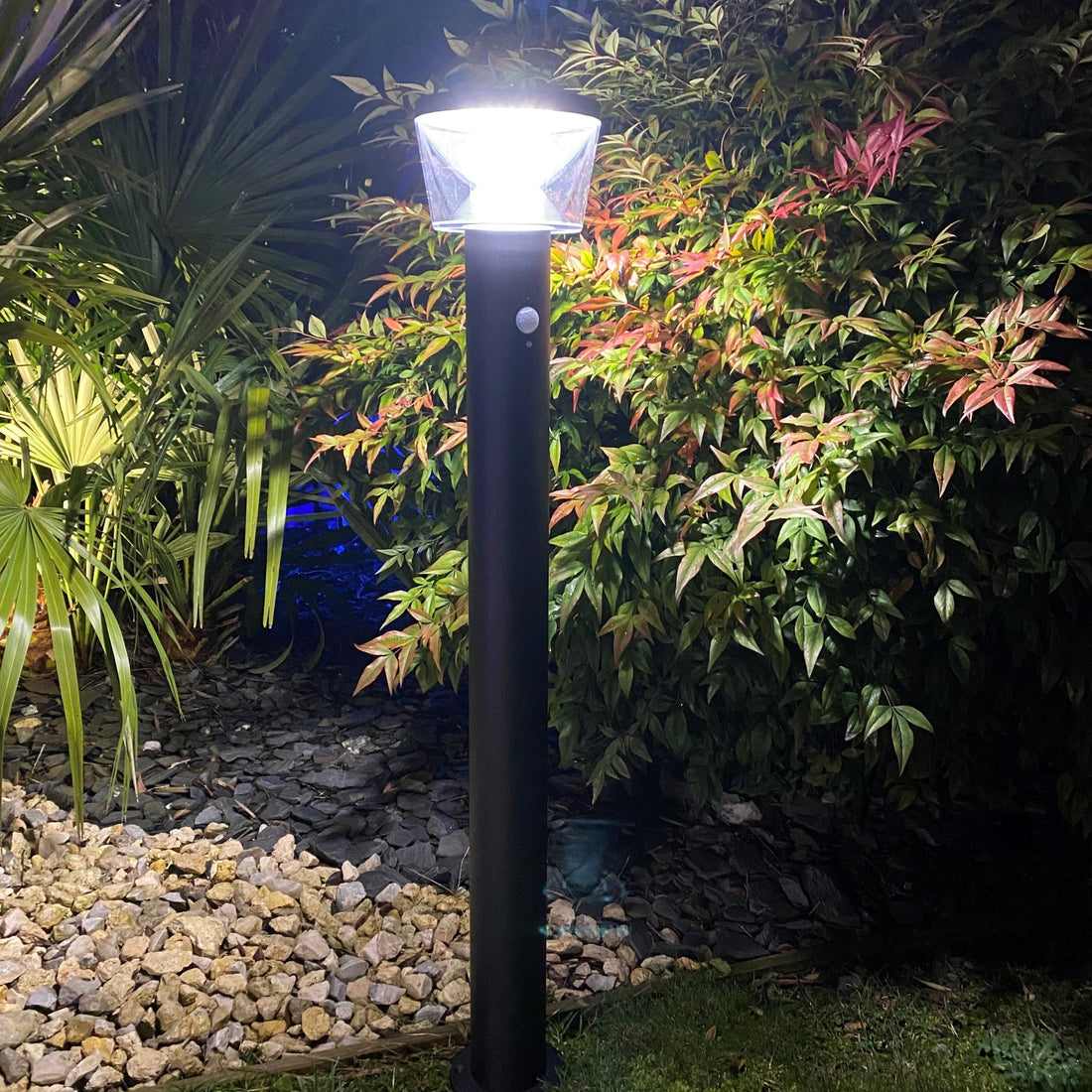 Borne solaire LED pour terrasse - Dublin - 600 lumens réels - détecteur de mouvements - 3 modes d'éclairage_2