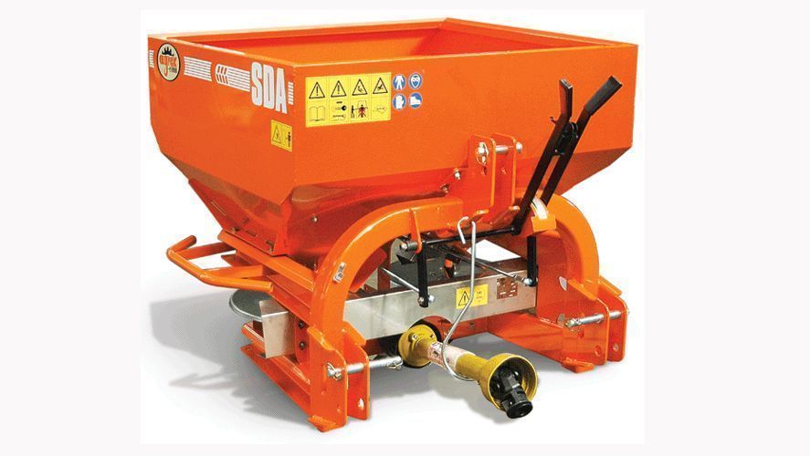 Epandeur à sel en PVC jaune avec cuve de 70 litres