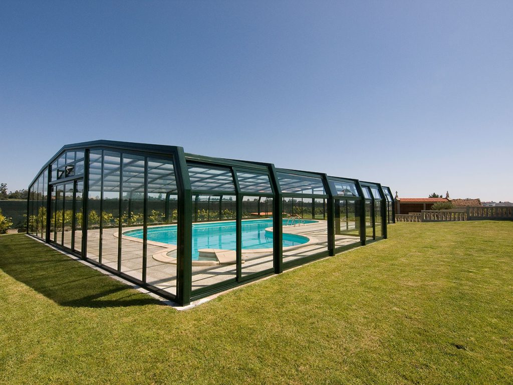 Abri piscine haut jusqu'à 30m de large sans limite de longueur pour espaces publics - HERCULES - sur mesure et haut de gamme_2