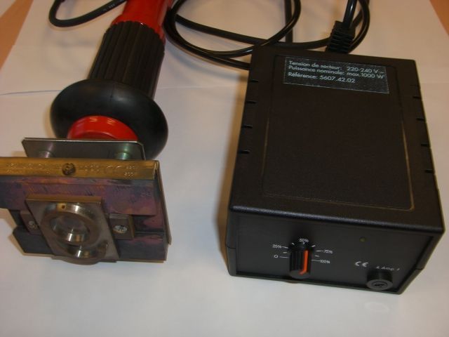 Outil de marquage par brûlage pour logos, textes et références fixes