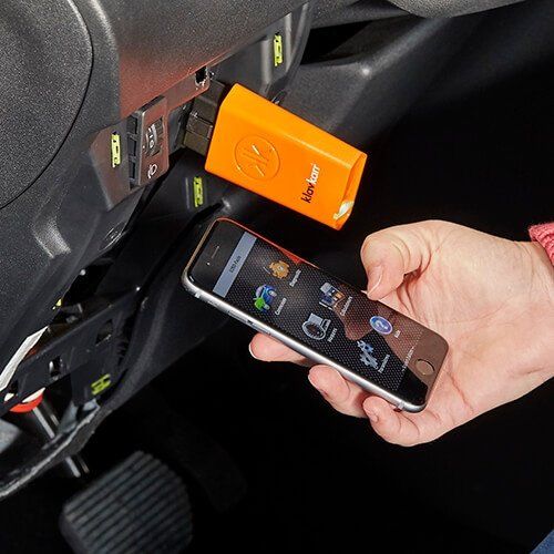 Valise OBD2 Klavkarr 110 avec installation plug & play pour diagnostiquer et effacer les défauts moteur