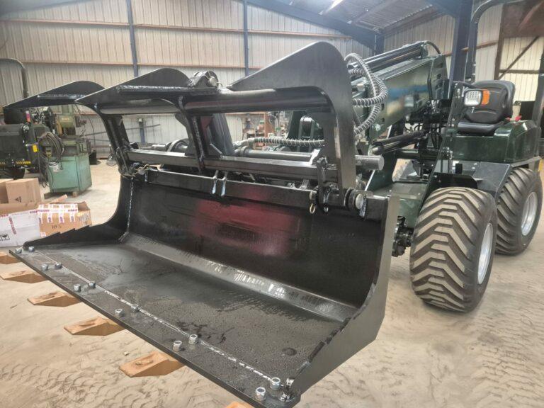 Chargeuse multifonction TH180 - Valet de Ferme pour écuries - Modèle CHAR-1_2