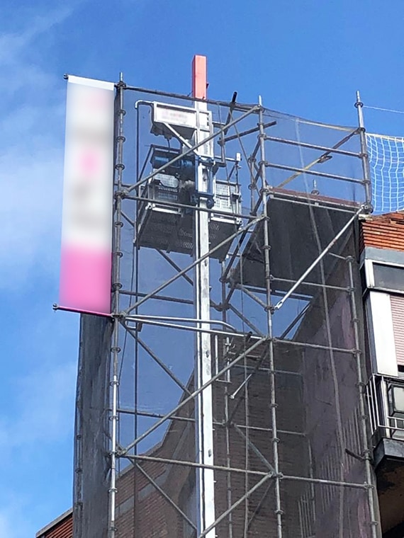 Monte-matériaux avec  une capacité de charge 450 kg pour espaces réduits - MC 450_2