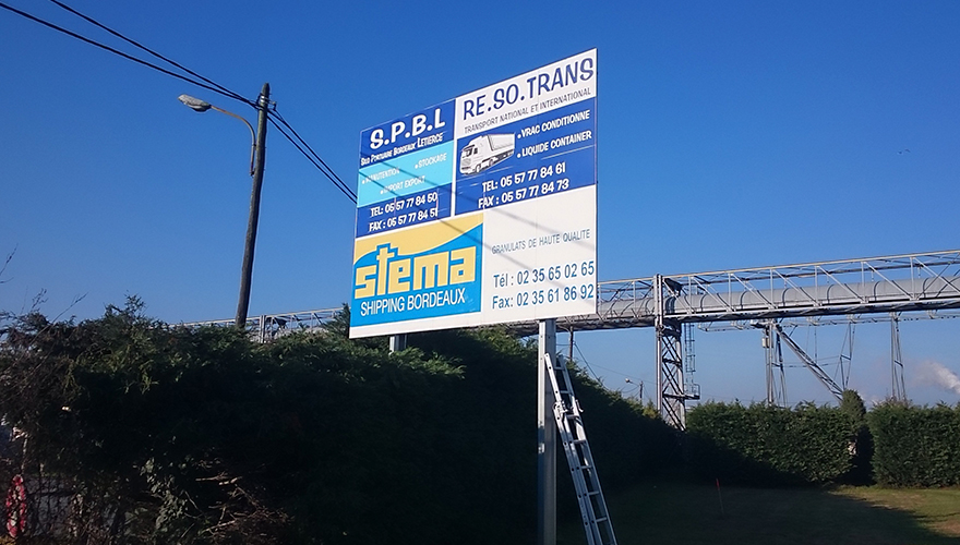 Panneau publicitaire d'extérieur en hauteur - Structure 12m² - 4,1m x 3,05m_2