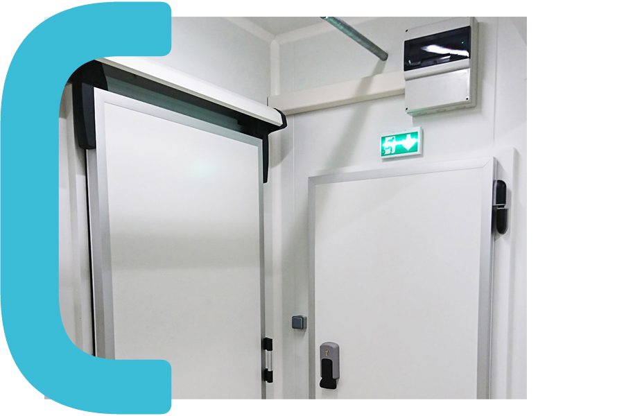 Porte de chambre froide, très simple à monter, économique, adaptée aux besoins usuels des petits projets - XPRESS - COLDKIT PORTISO_2