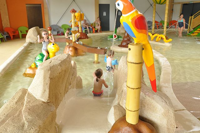 Pataugeoire : figurines animalières de la gamme exotique - serpent, crocodile, perroquet et tortue_2