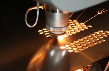 Laser fibre 1300 x 900_2