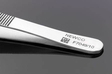 Stencil pour marquage électrochimique précis et durable