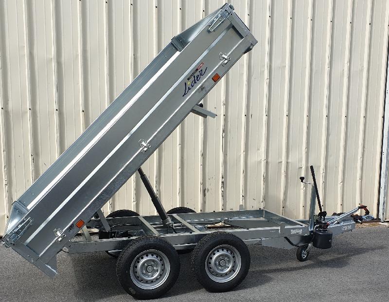 Remorque avec châssis et caisse galvanisés à chaud